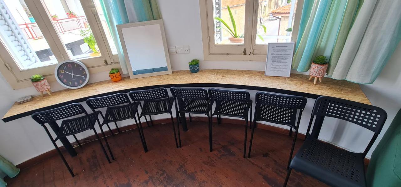 Bee Hostel Paphos 外观 照片