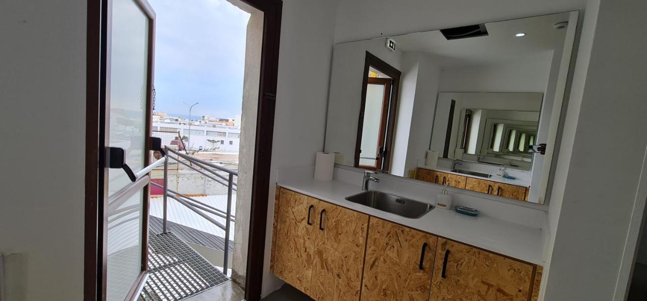 Bee Hostel Paphos 外观 照片